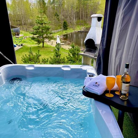 Osada Skoczkowo Komfortowe Domki Z Jacuzzi Nad Jeziorem- Sauna- Balia- Prywatny Staw Wedkarski Podiazy Exterior foto